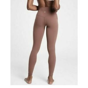 Athleta salutation leggings